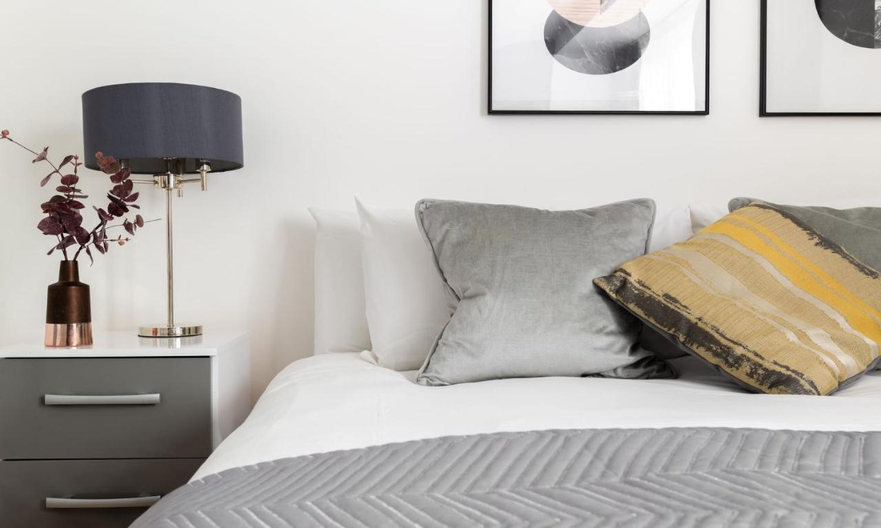 Spacious And Modern 4 Bed Apartment Next To Borough Station London Eksteriør bilde